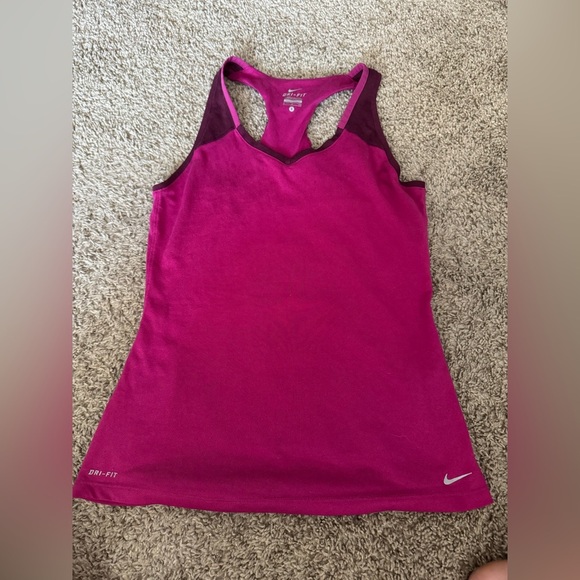 Nike dri fit size small purple workout running activewear tank top - Picture 1 of 3